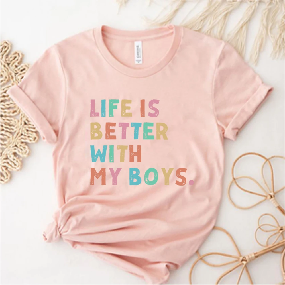 내 소년과 함께하면 인생이 더 좋습니다 T 셔츠 소년의 엄마 Tshirt 엄마 소년 셔츠 패션 여성 반팔 탑 어머니의 날 선물