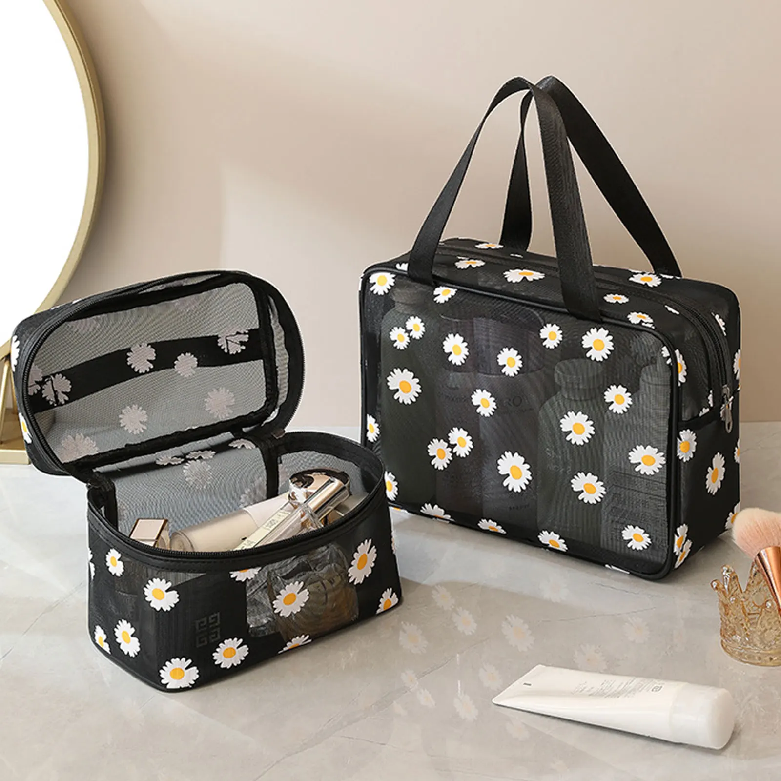 

Portable Mesh Cosmetic Bag Cute Daisy Pattern Women Travel Zipper Make Up Case Large Capacity Toiletry Beauty Storage Organizer