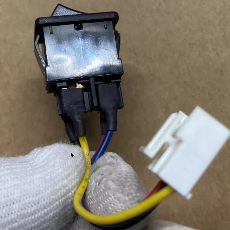 الأصلي UL CQC VDE KC معتمد RF-1003 250V10A مفتاح الطاقة نوع السفينة التبديل 4 دبوس كابل/المقبس 21*15 مللي متر