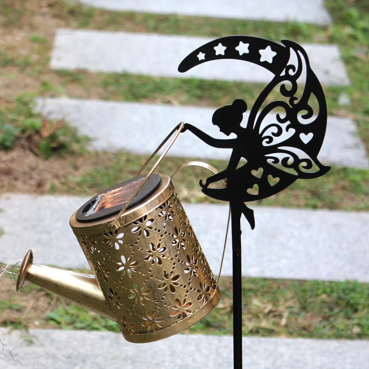 ‌Rustic Iron Flower Stake - Weatherproof, Romantic for Patio & Yard Decor