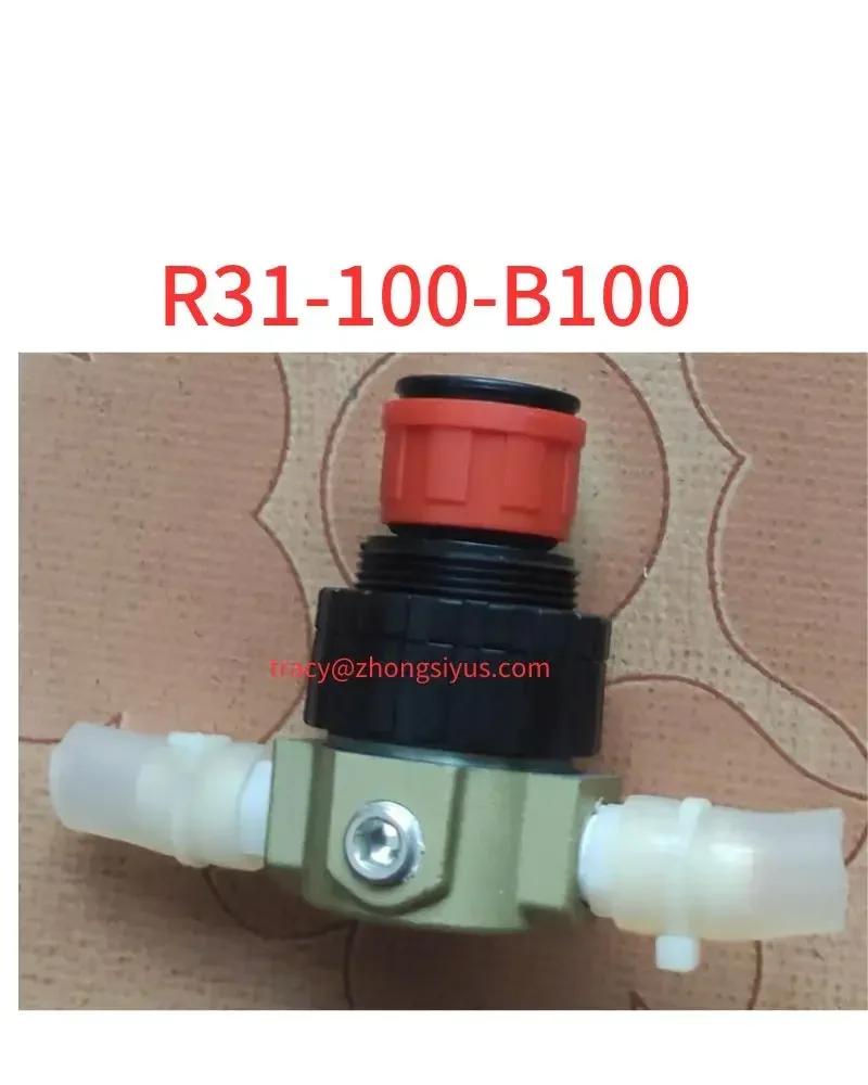 

Used pressure regulator R31-100-B100