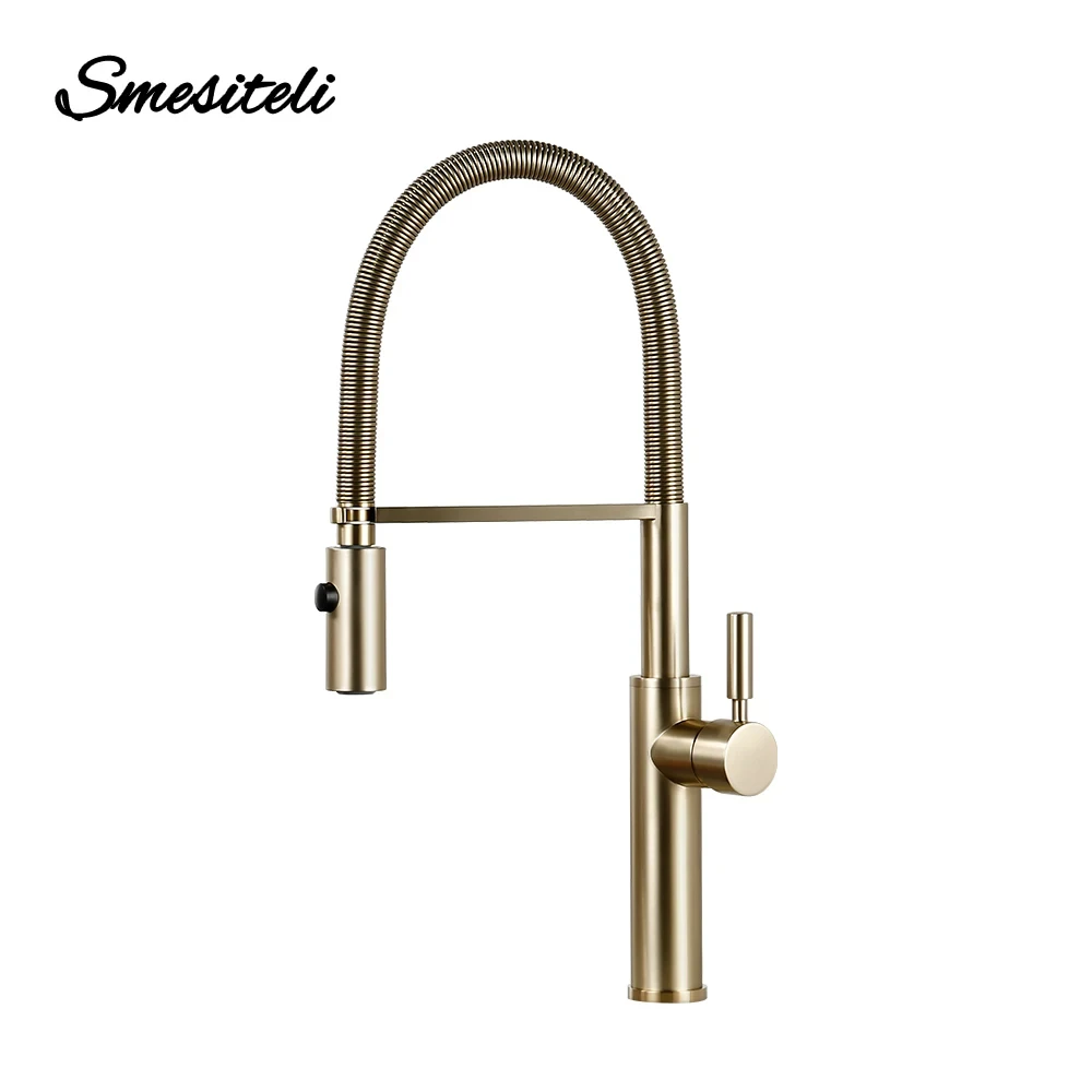 

Brushed Gold Kitchen Faucets Single Handle Pull Out Kitchen Mixer Hot And Cold Water Swivel Degree Water Tap