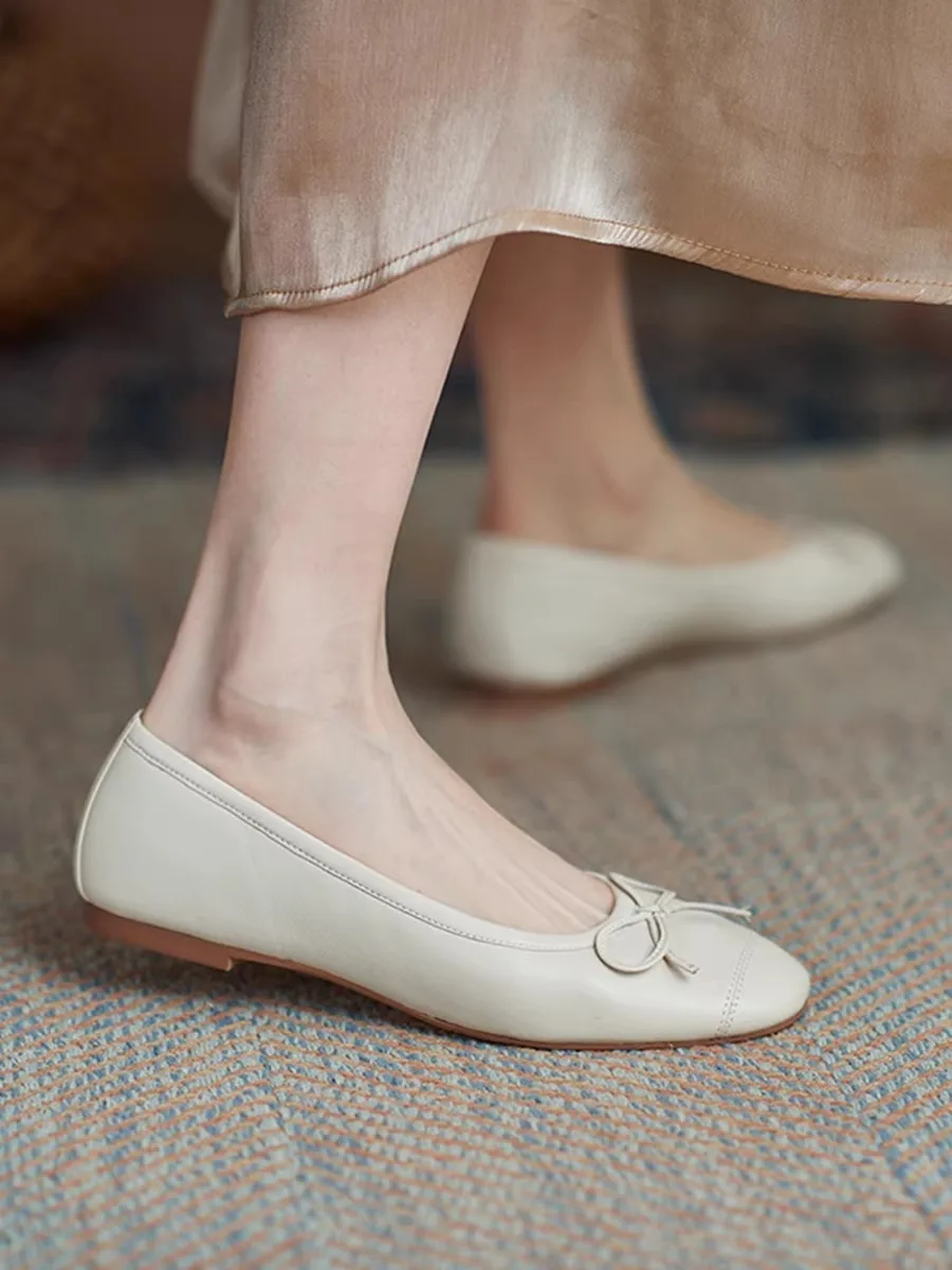 

Женский мягкий бот из красной кожи с узлом на плоском каблуке, универсальный мягкий бот с квадратной головкой, низкий Densi Single oes Faionable Cas...