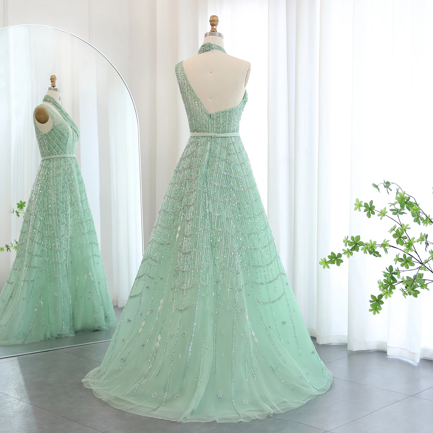 Sharon Said Luxuriöse Dubai Perlenbesetzte Neckholder-Abendkleider in Flieder für Hochzeitsfeier Elegante Arabische Formelle Kleider SS329 Maßanfertigung – Detail 21