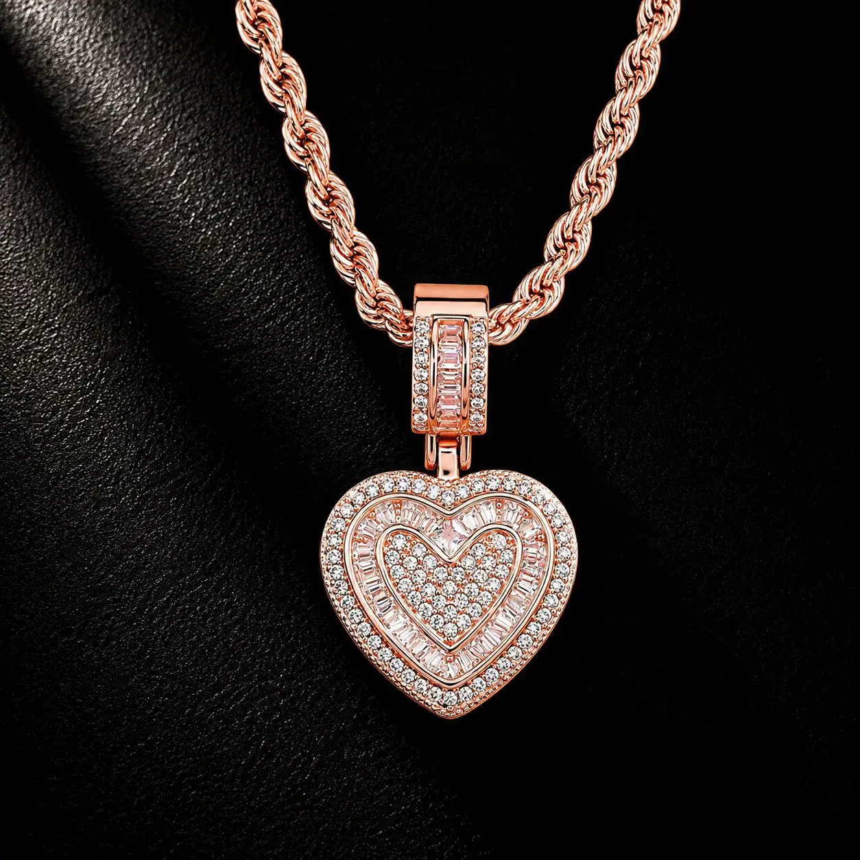 Iced Bird Baguette CZ Small Heart Shaped Pendant Necklace For Women Iced Out 5A+ Cubic Zironia Lovely Jewelry Birthday Gif