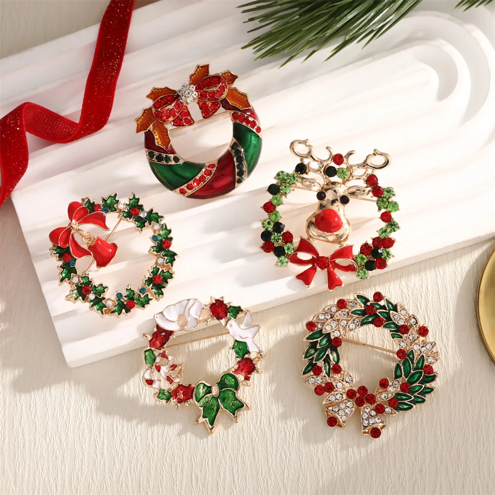 

2PC set christmas brooch elk round corsage DIY cartoon pin festive atmosphere accessories cute badge wholesale