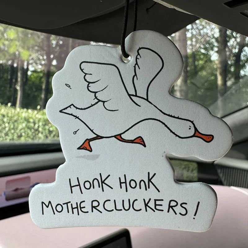 Horn Honking, Horn Honking, Mom, Squeaking! Intercontinental Fresh Scent, Five-Star Neutral Car Fragrance and Non-Toxic Air Freshener |   Natural Essential Oils and Aromatherapy Scent Tablets (Noroili/Grapefruit/Cedar) |   Hanging Type and Dual-Purpose with Vent Clip |   Long-Lasting Fragrance for 60-90 Days |   Deodorize and Purify the Air |   Suitable for Use in Cars, Homes, Wardrobes, and Bathrooms. |   Same Fragrance as the One Sold in the Store