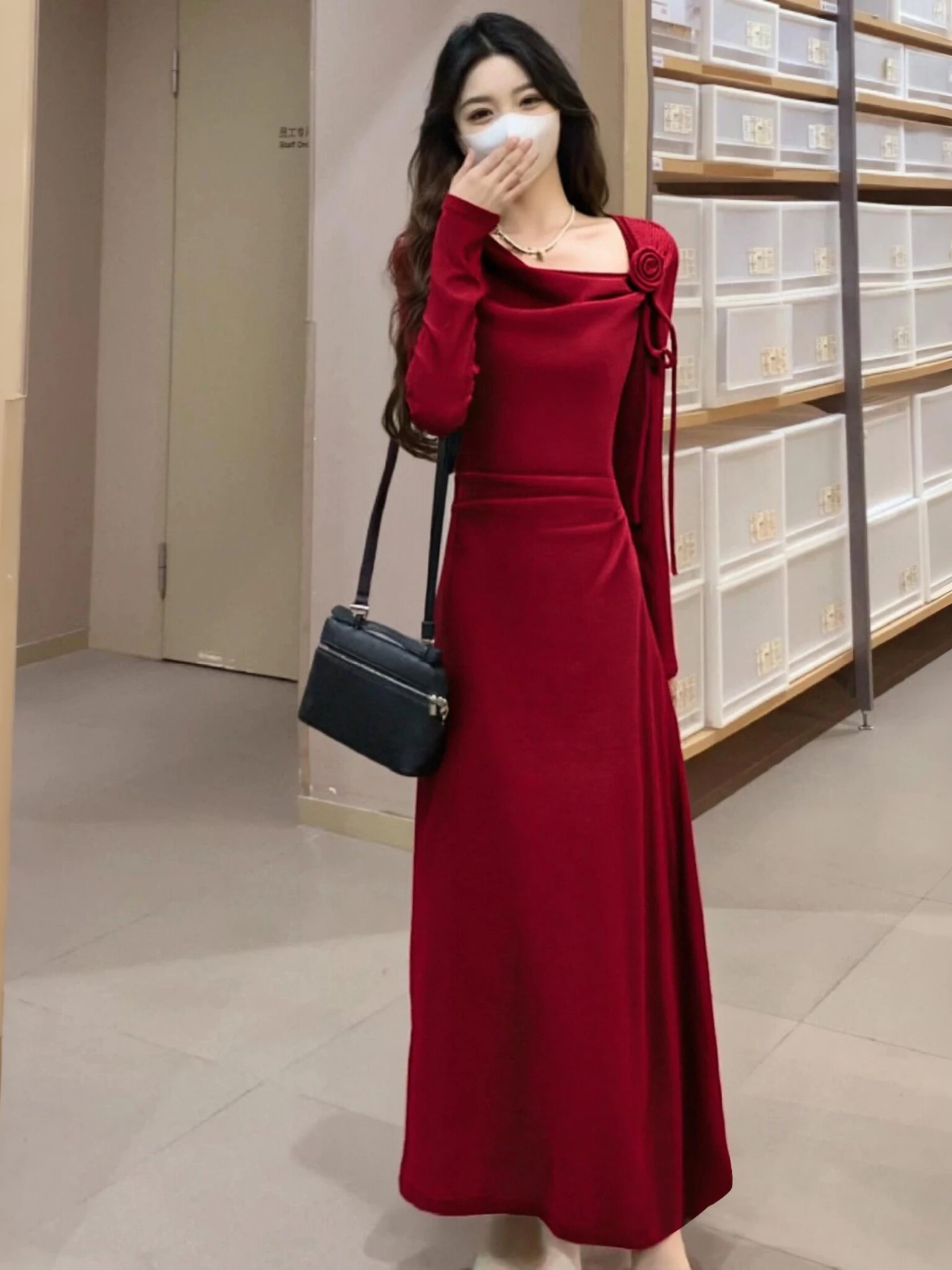 Red Hepburn Style Long Sleeve Dress High Waist A-Line Skirt Women's Fashion Autumn New Arrival Gathered Waistline Return Home...
