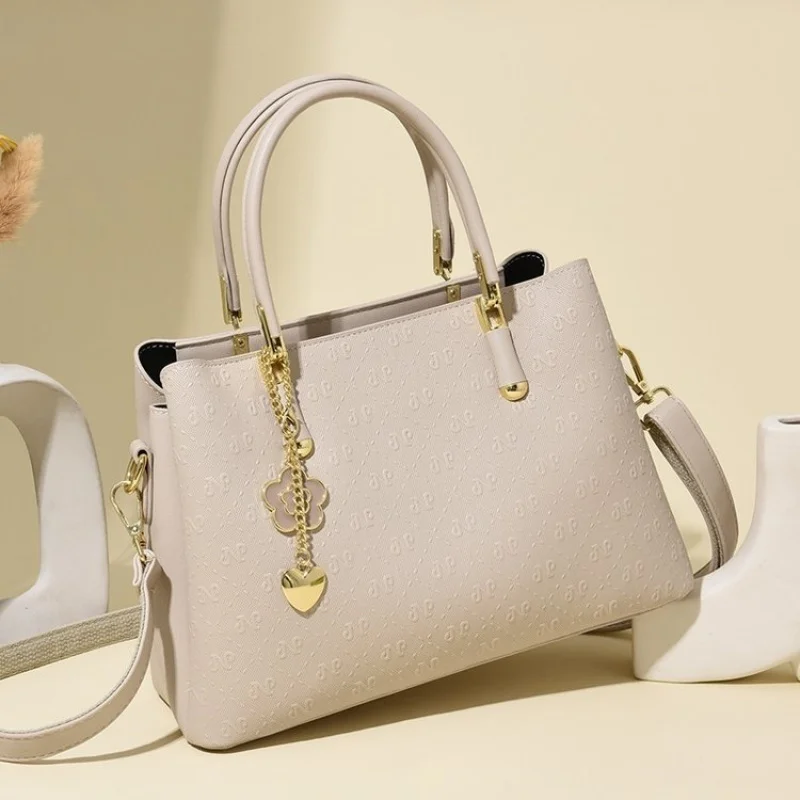 حقائب يد أنيقة للسيدات مصنوعة من الجلد الفاخر تتميز بنمط يومي مستوحى من باريس #3