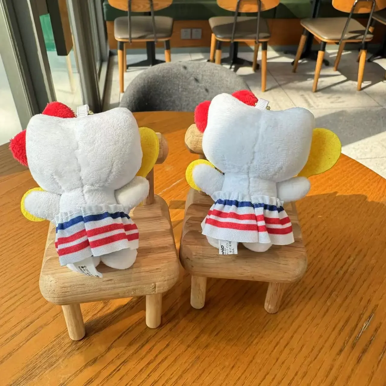 Jouets en peluche de Tennis Hello Kitty, porte-clés Kawaii, poupée en peluche douce, pendentif de sac à dos, décoration de dessin animé mignon, cadeau d'anniversaire, nouvelle collection