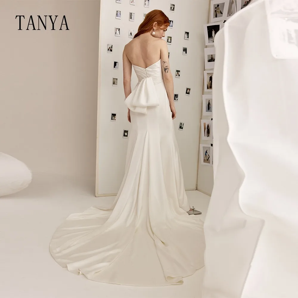 Robe de Mariée Sirène Élégante en Satin Doux avec Fente Latérale Simple et Traîne pour Patients TSWD359