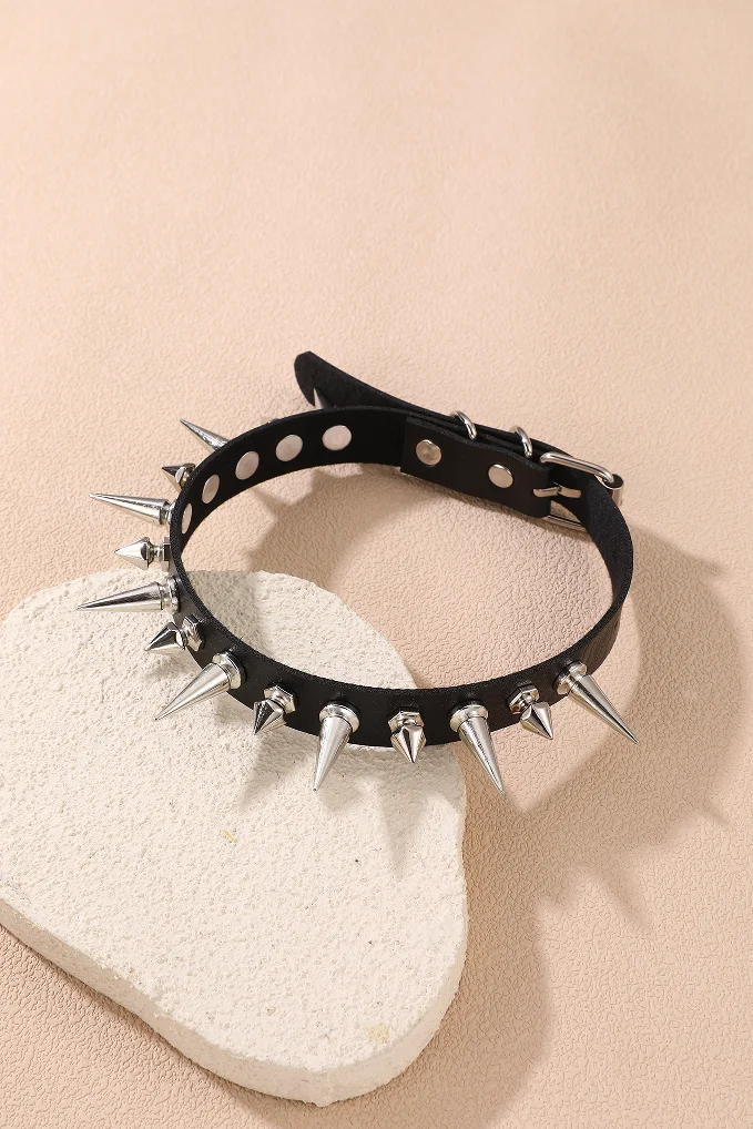 1 Stück Gothic Punk Stachel-Lederhalsband, kühne, rebellische Halskette für Rock-Stil & Statement-Looks – Detail 3