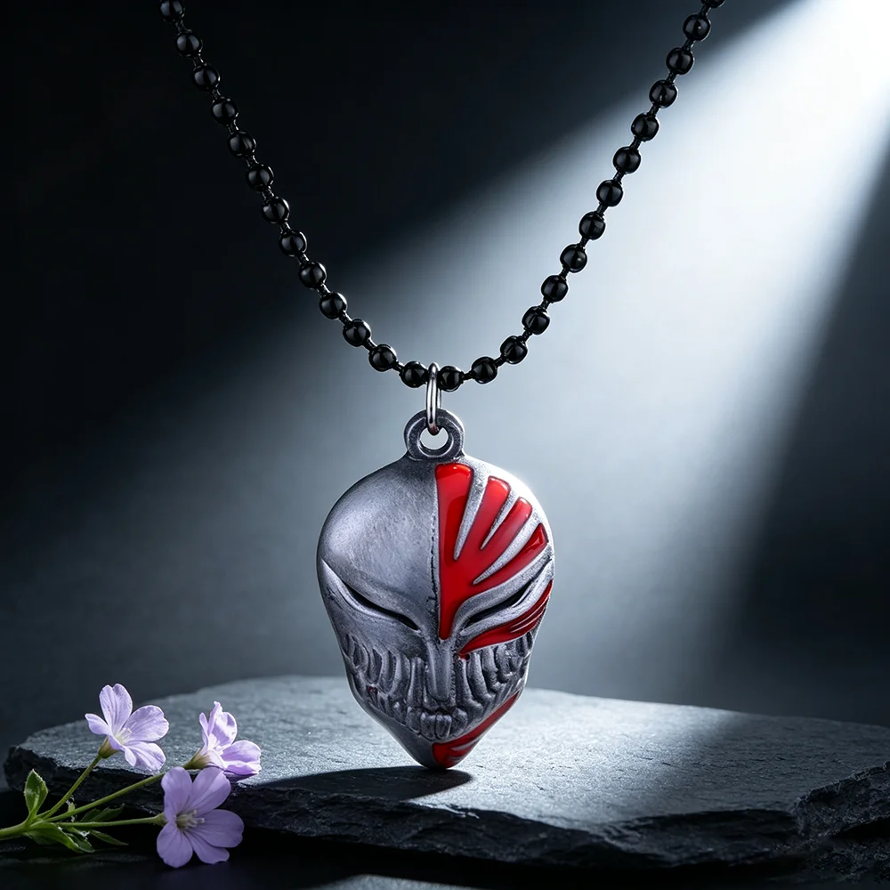Anime Cosplay Bleach Ichigo Mask Pendant Necklace Jewelry Gift for Fans - Stylish Collectible Accessory