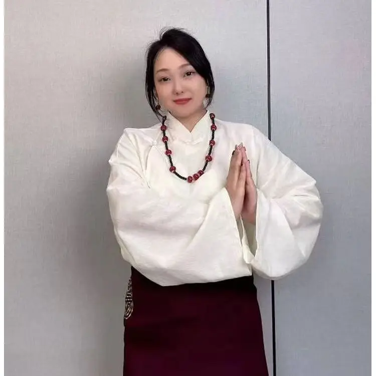 

New big cuffs loose ethnic Tibetan women's shirt spring and summer