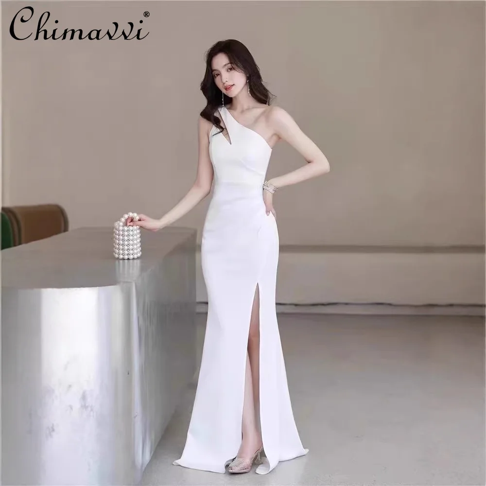 

2025 Summer New French Elegant Sexy Split Fishtail Evening Dress Off-Shoulder High Waist Slim Hip-wrapped White Long Dress Women