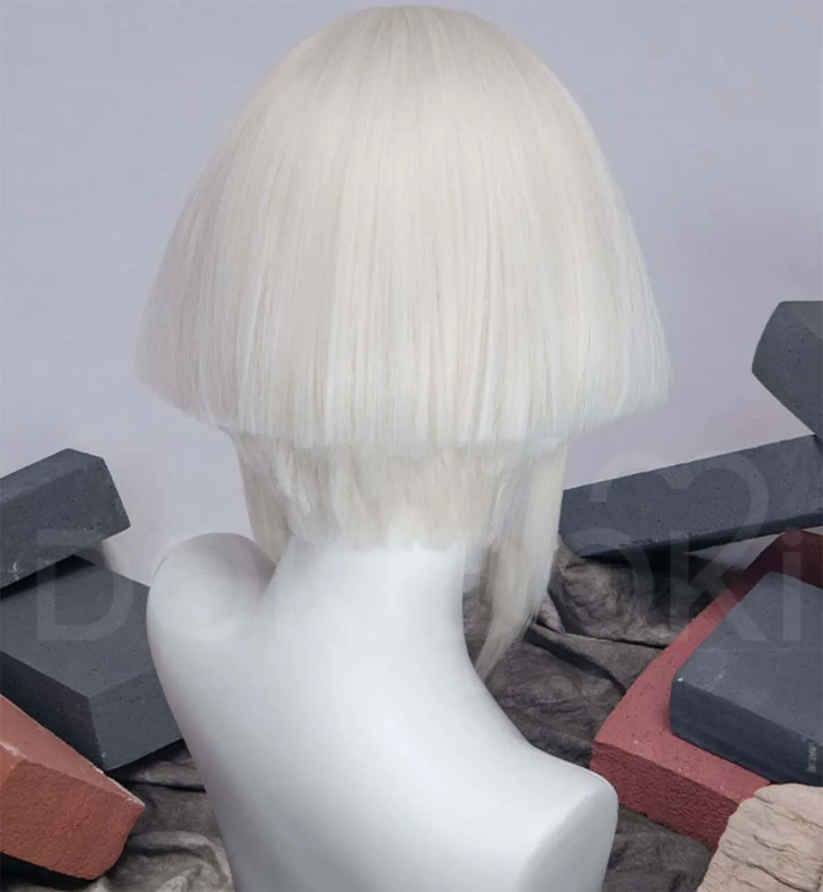 Anime Hyo Cosplay Wig Cream White Bob Wig With Long Sideburns Heat Resistant Synthetic Hair Halloween Role Play