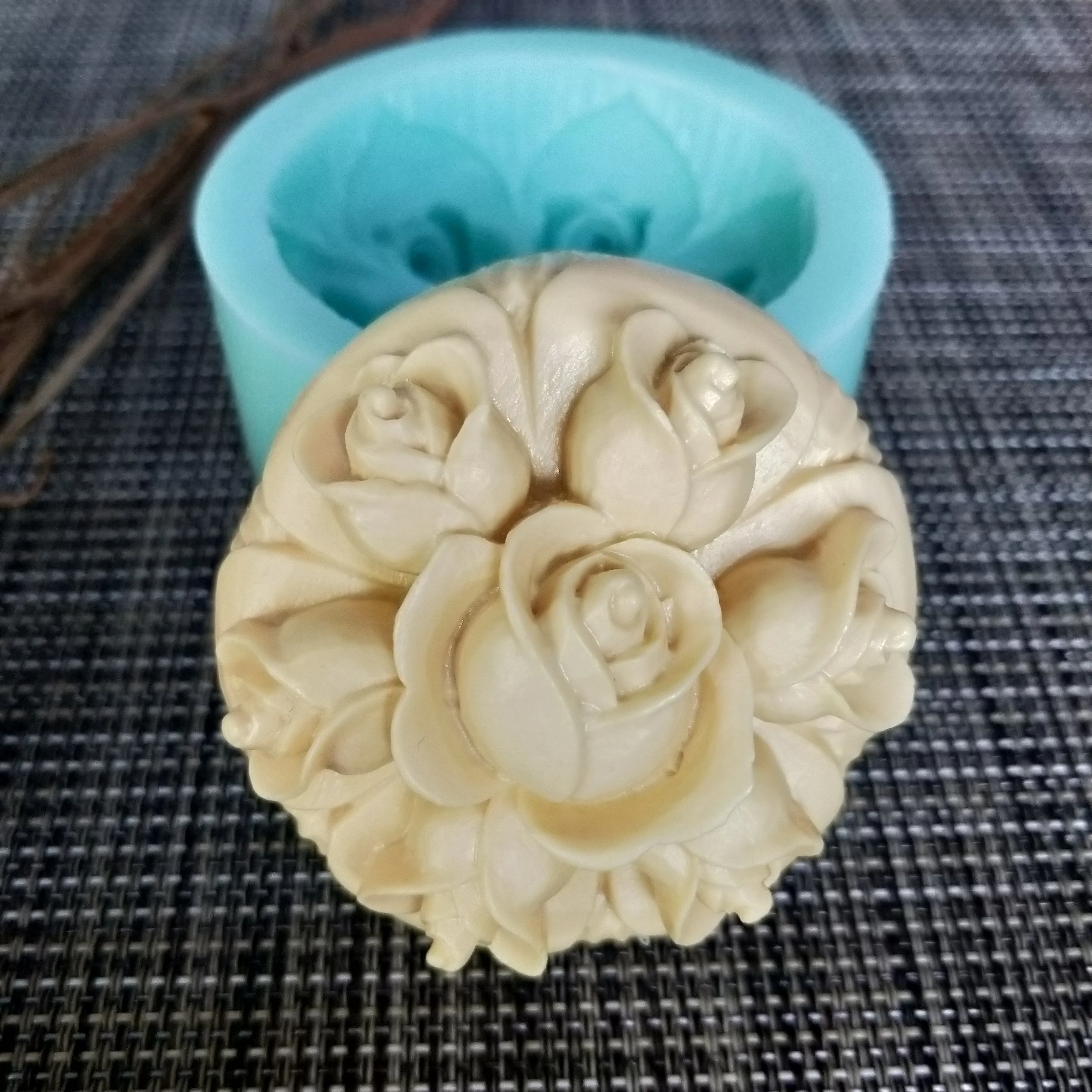 Rose Cluster Soap Mold Silicone Gypsum Chocolate Candle Candy Mold HC0156 PRZY Flower Moulds Clay Resin Rubber Eco-friendly