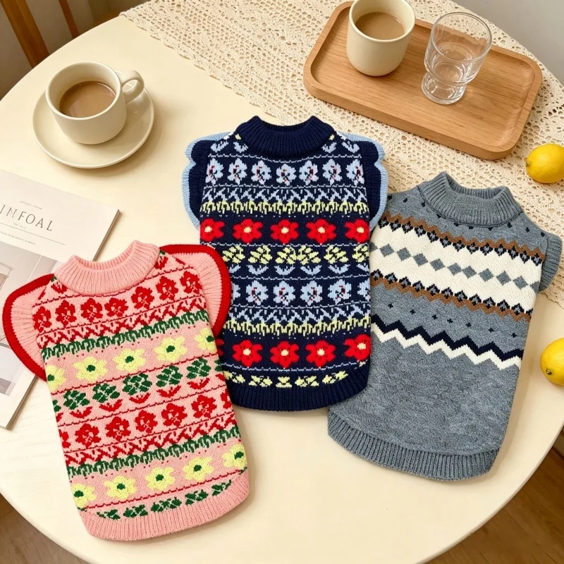 Winter Warm Dog Knit Vest Fashion Pet Dog Clothes Floral Print Puppy Sweater Cute Soft Cat Coat Pet Pullovers Chihuahua Sweater