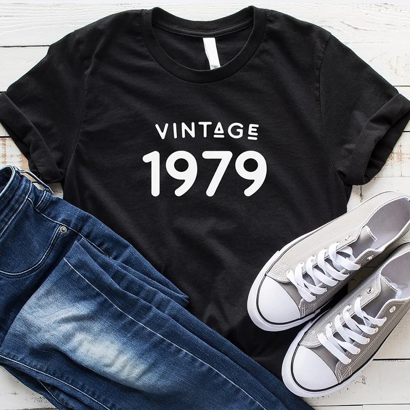 Vintage 1979 T-Shirt Women 45 Years Old 45th Birthday Gift Girls Mom Wife Daughter Party Top Tshirt Cotton Streetwear Tee Shirt