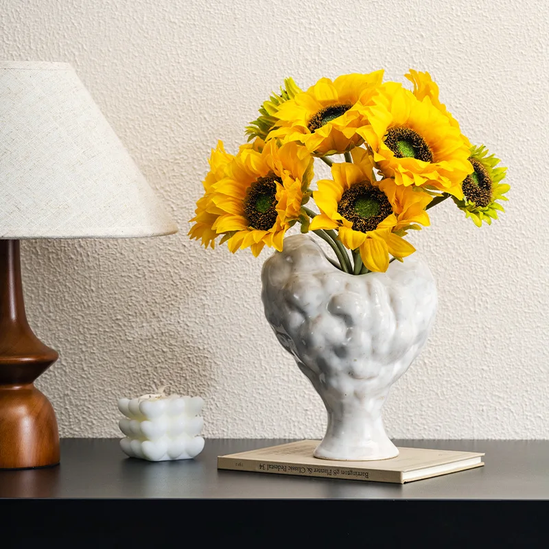 CAPIRON Ceramic Decorative Flower Vase White Retro Centerpiece Living Room Bedroom Kitchen Office Decoration Interior Wabi Sabi