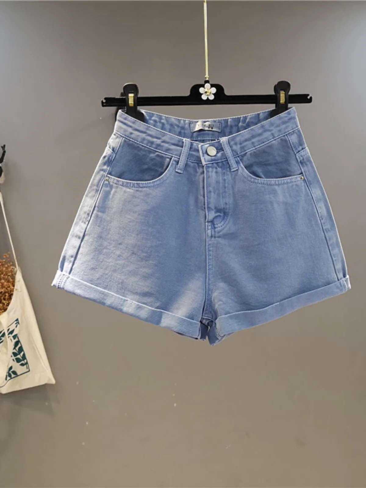 High Waist Wide Leg Candy Colored Loose Fit Denim Shorts for Women Summer New Style Slimming Trendy Hot Pants Commute Style