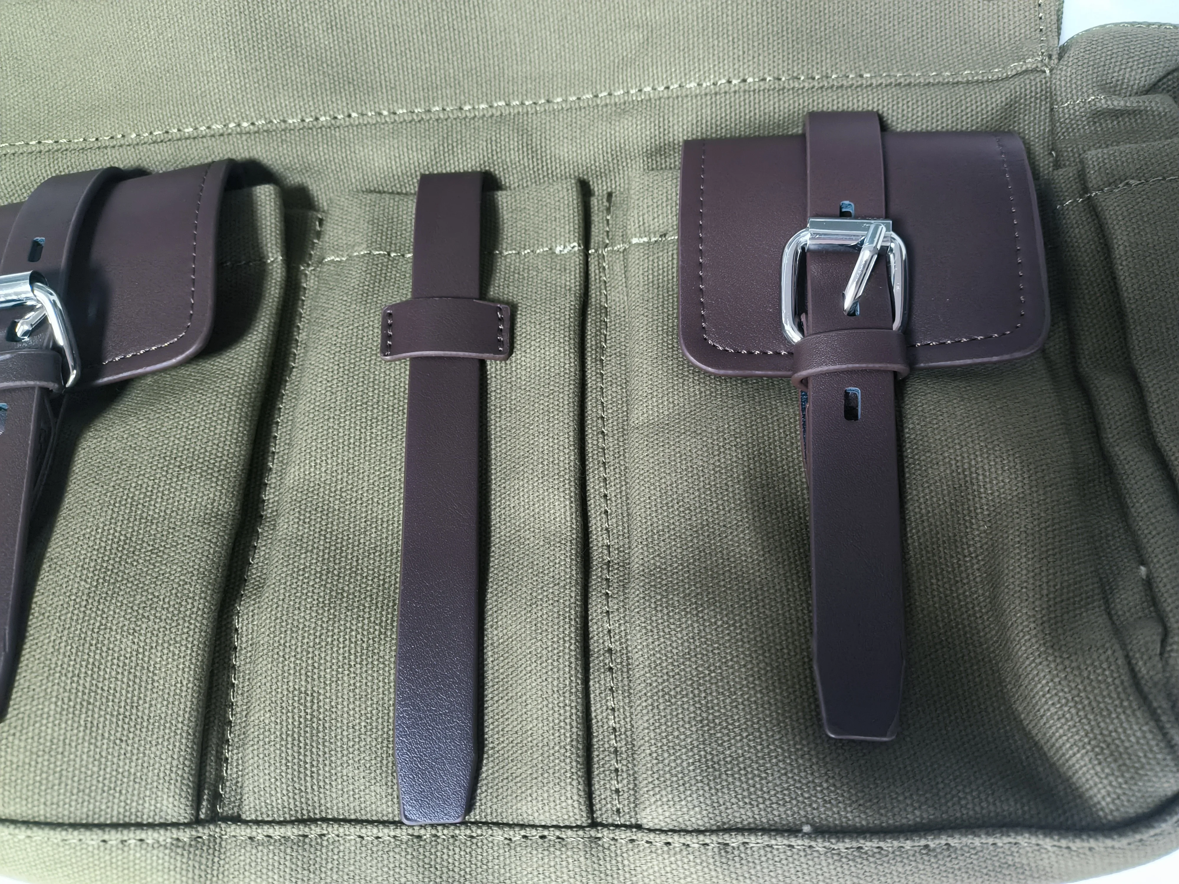 Luxuriöse Canvas-Leder-Mehrfach-Taschen-Tragetasche, Damen-Schultertasche mit Reißverschluss im Vintage-Stil, Motorrad-Biker-Style Handtasche, Leichtgewichtig – Detail 13