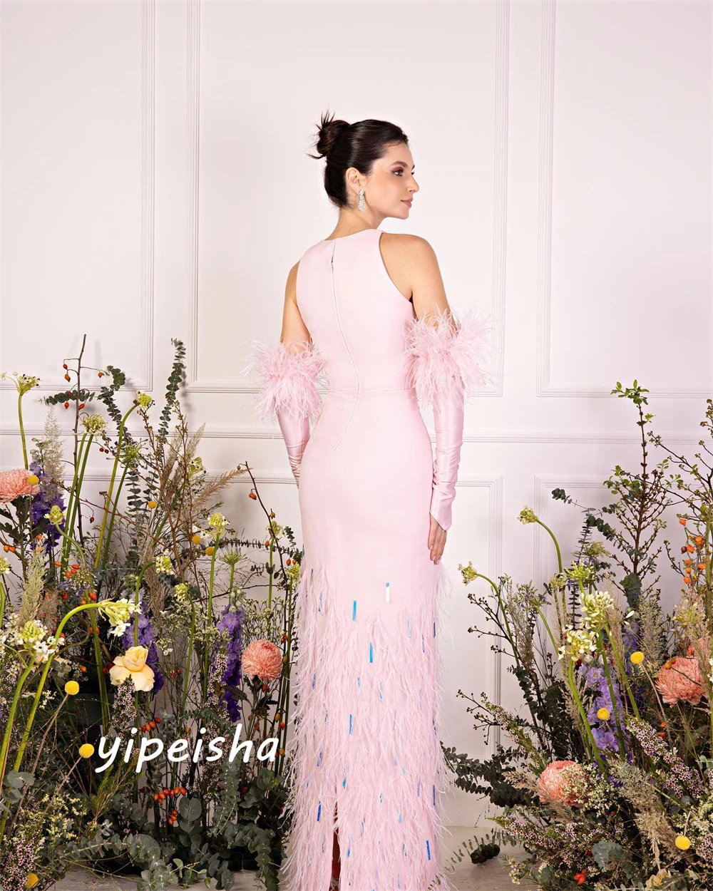   Elegante joya personalizada vaina quinceañera plumas paillette/lentejuelas hasta el suelo Charmeuse noche