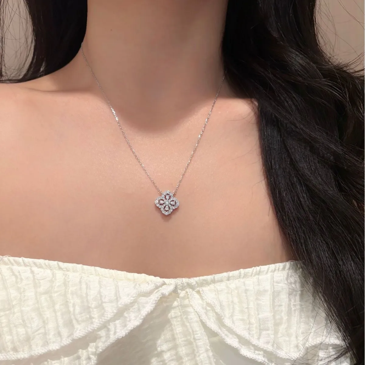 All Moissanite GRA D VVS1 Four Leaf Clover Pendant Necklace 925 Sterling Silver Engagement Daily Fine Jewelry Gift For Women
