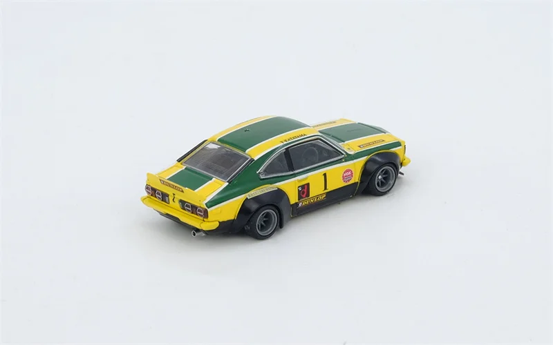 INNO 1:64 SAVANNA RX3 KATAYAMA RACING Levering Legering voertuigautomodel