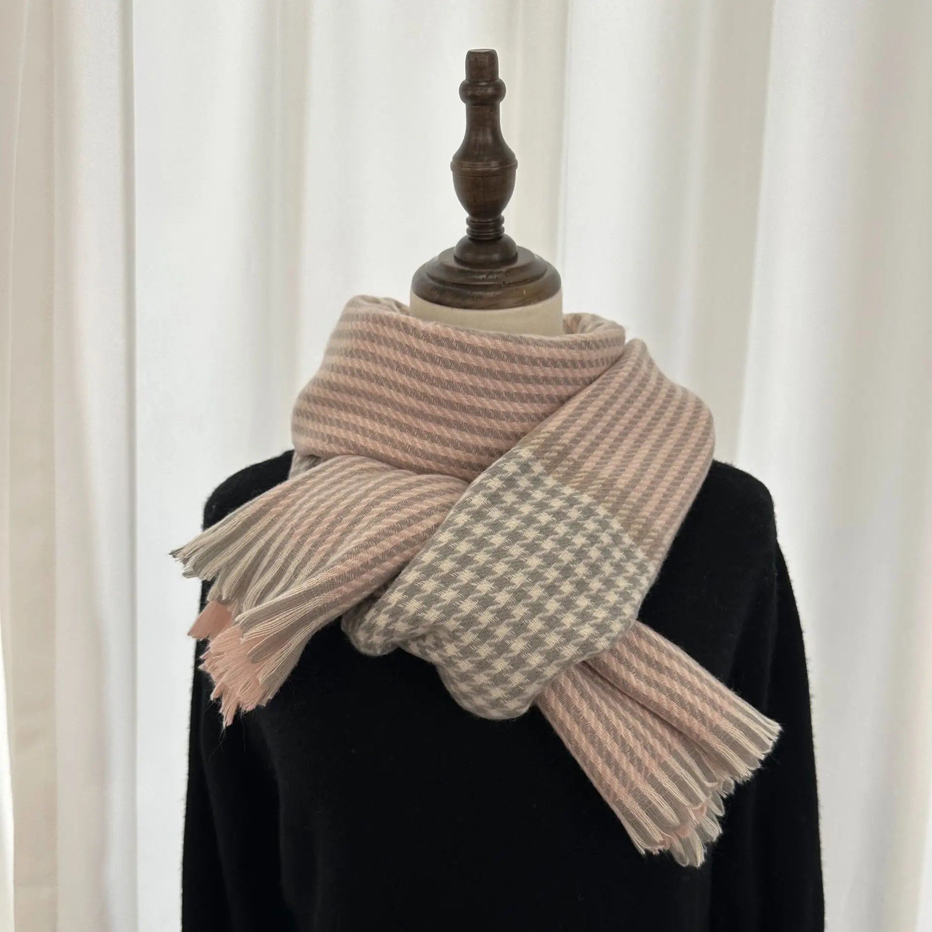 

Classic Houndstooth Tassel Scarf Elegant Plaid Scarves Thick Imitation Cashmere Coldproof Warm Shawl For Women Autumn Winter