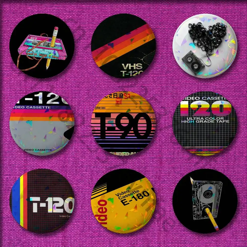 

Retro VHS Video Tape Cassette Badges 32mm 25mm 44mm 75mm 58mm Round Pin Brooch Hat Cap Souvenir Cosplay Gift Decorations