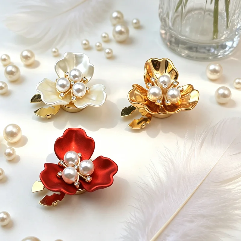 2 Pièces Cache-boutons Fleuris Tendance et Décoratifs pour Vêtements DIY, Décoration de Boutons de Chemise et de Manches
