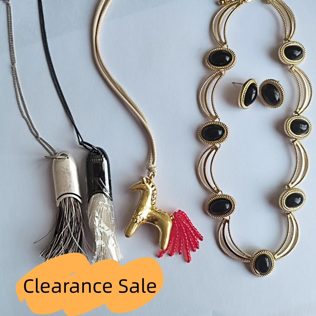Clearance Sale Vintage Pony Pendant Necklace Faux Pearl Choker Necklace Big Discount M1009