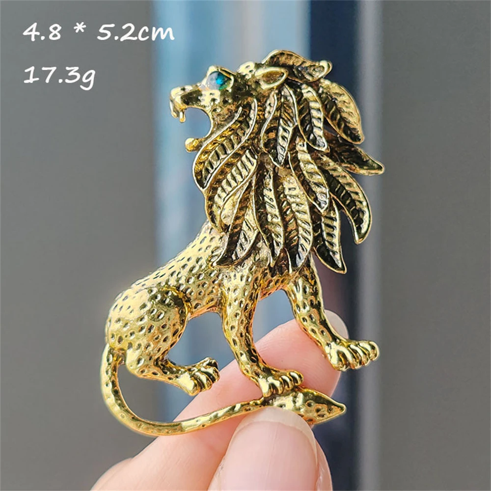 Fashion Classic Baroque Lion Brooches For Man Unisex Simple Vintage Metal Animal Brooch Pins Jewelry Gifts Clothing Accessories