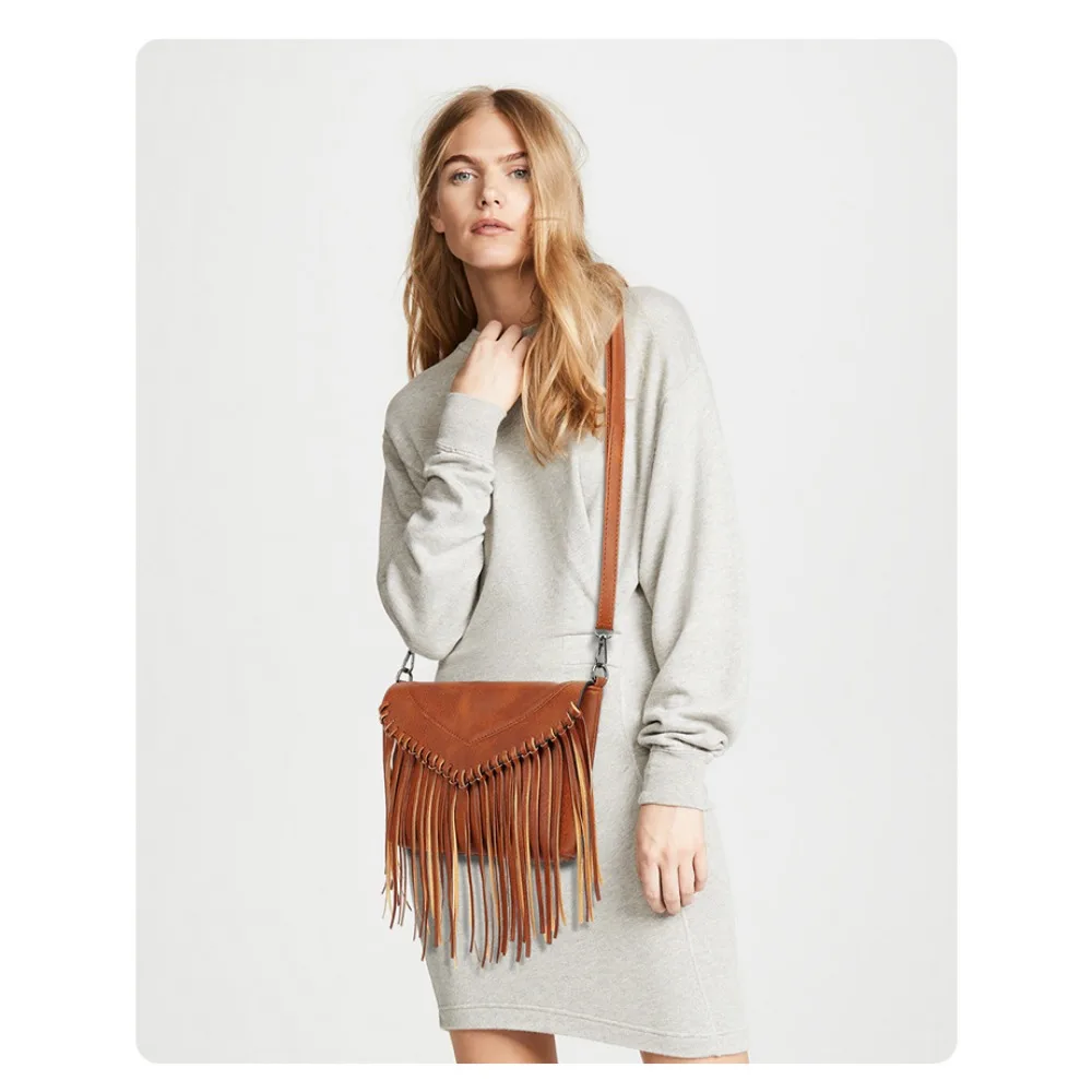 

Women's bag straps Tide women's casual trendy women's envelope Tassel bag Fashion shoulder messenger bag