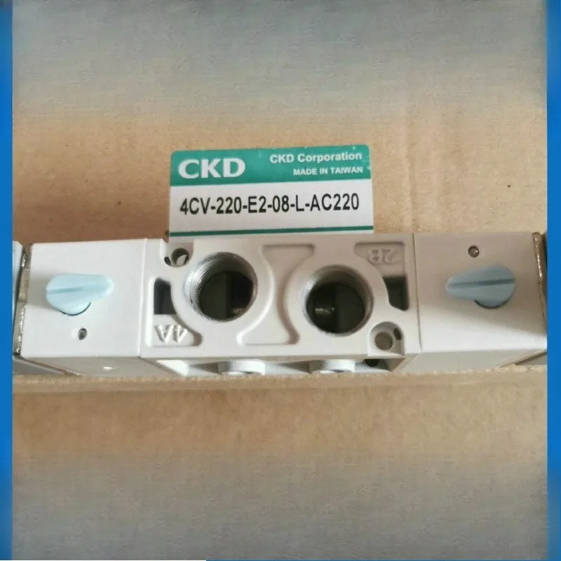 الأجزاء مناسبة لصمام الملف اللولبي CKD 4CV220E208LAC220 التحكم المزدوج ثنائي الموقف بخمسة اتجاهات #2