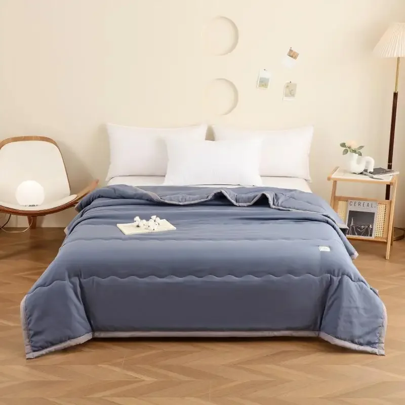 

A blue summer quilt, simple home style washed cotton rectangle comfortable skin friendly summer quilt spring summer bedroom