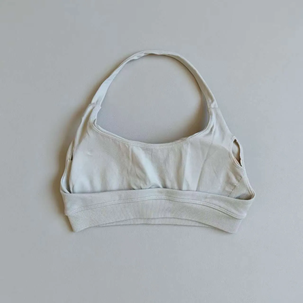 Nahtloser Neckholder-Sport-BH mit schönem Rückendesign, Push-up, stoßfest, schnelltrocknend, atmungsaktiv, für Damen, Fitness, Yoga, Oberbekleidung – Detail 9