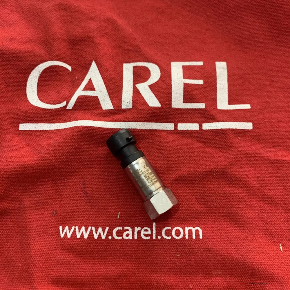 

CAREL SPKT0041C0 Pressure Sensor 0-18.2bar 4-20MA New Original