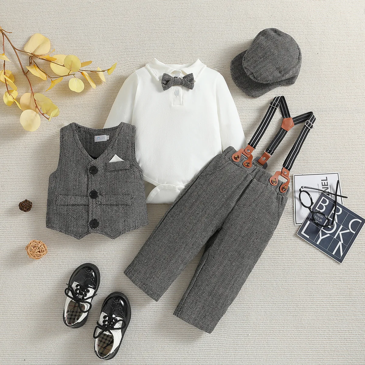 4Piece Spring Autumn Toddler Boy Clothing Korean Fashion Gentleman Tie Bodysuit+Vest+Pants+Hat Newborn Clothes Baby\'s Sets BC782