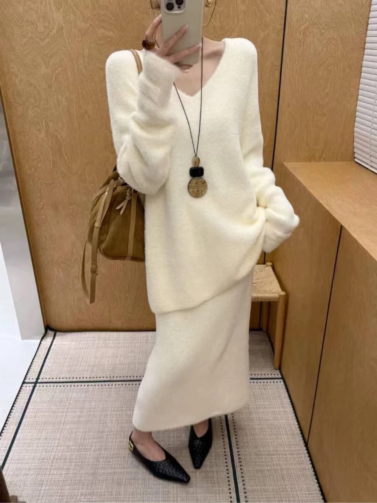 New in Spring Autumn Knitted Sweater Skirts 2 Piece Set for Women Vintage V Neck Loose Warm Pullover High Waist Skirts Set The