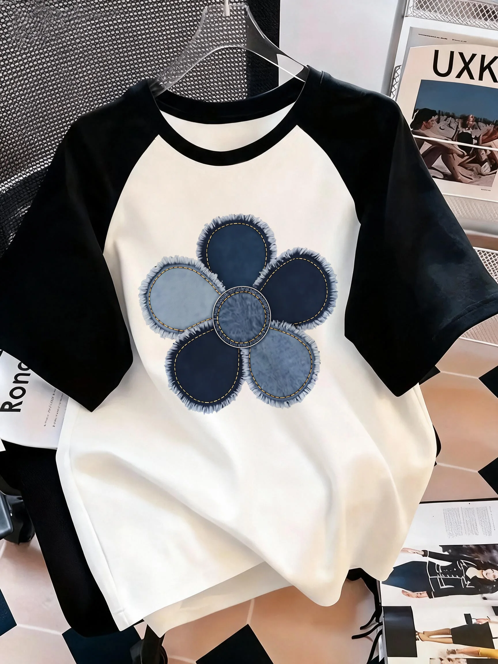 Retro Kurzarm-T-Shirts für Damen Frühling und Sommer Rundhals-Tops 90er Jahre Grafik Vintage Print T-Shirt Blumenmuster Kleidung