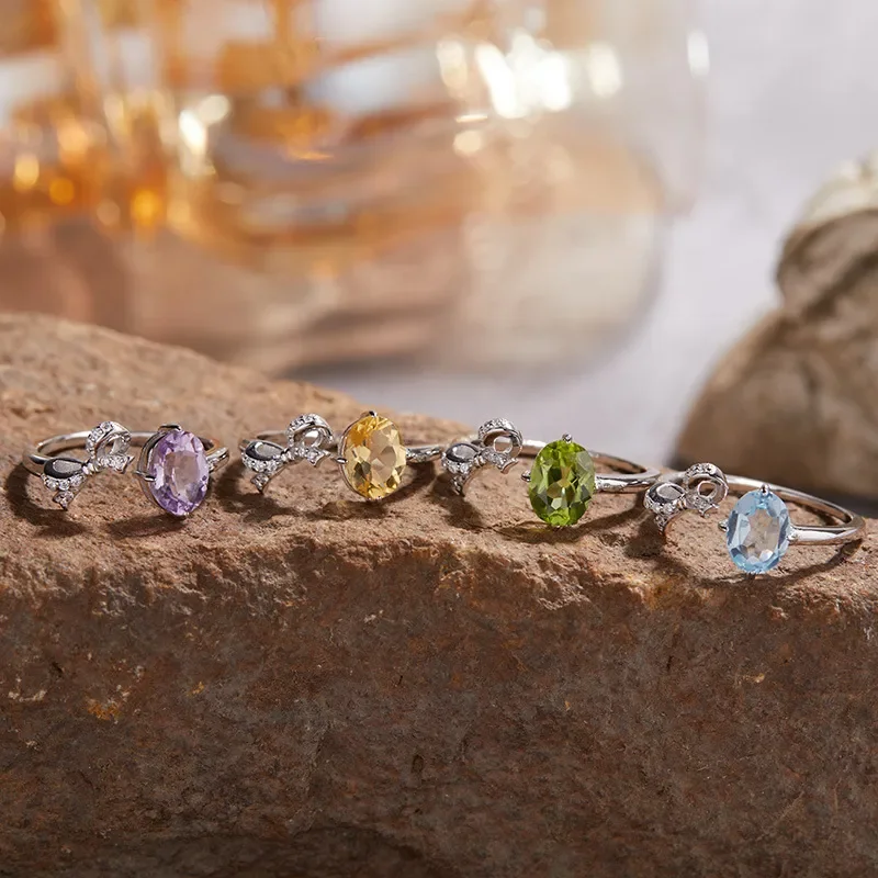 Niche light luxury butterfly S925 sterling silver natural colored treasure ring, women's senior index finger ring, no color