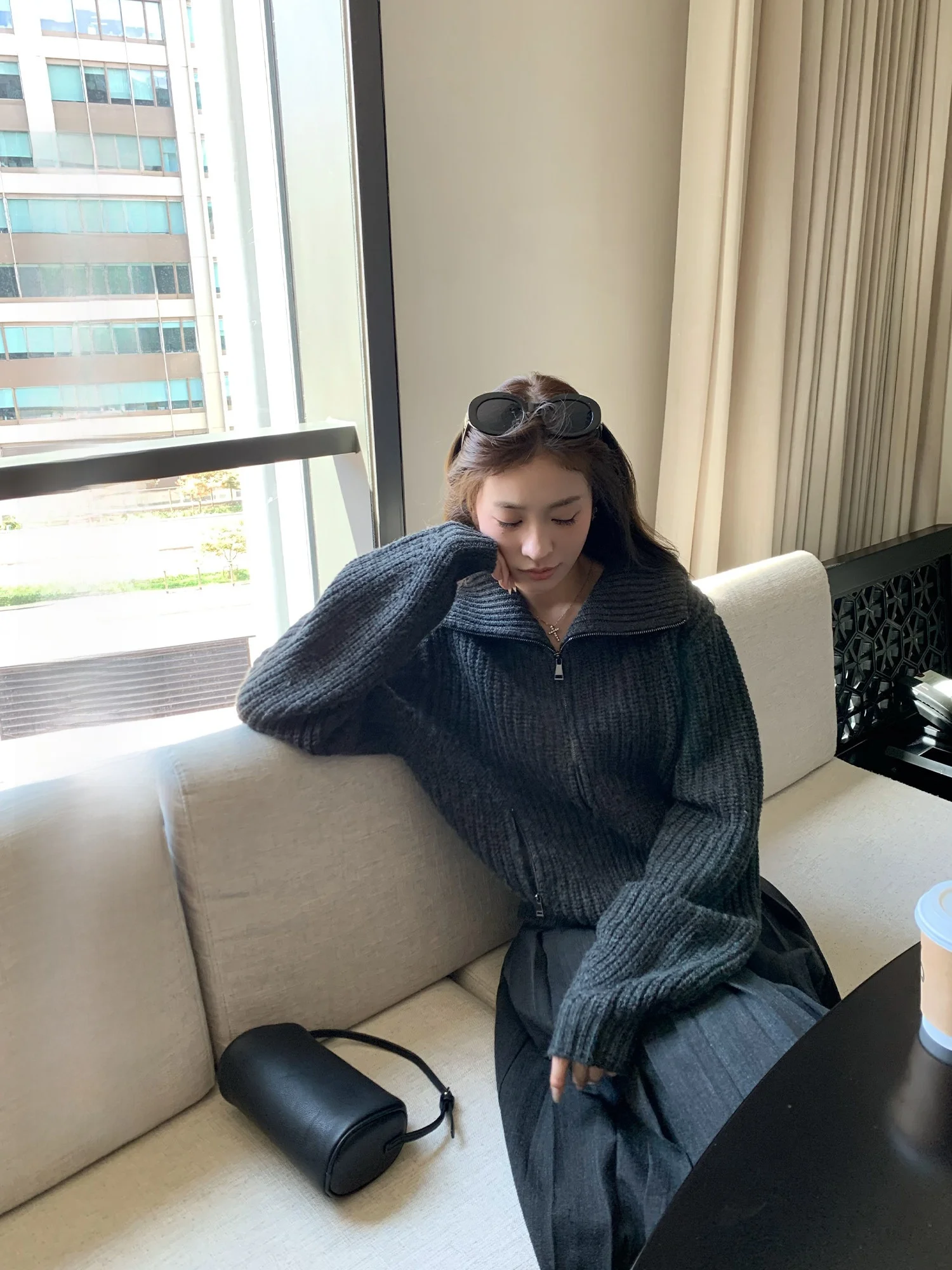 

Hhi ey Mood Lazy Zipper Collar Sweater Jaet Women's Autumn Winter Korean Sle Design Knitted Top Loose Fit Long Sve