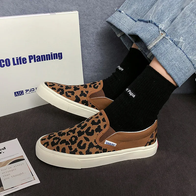 2023 Women Sneakers Leopard Canvas Lace Up Ladies Flats Outdoor Running Walking Shoes Comfortable Breathable Female Footwear