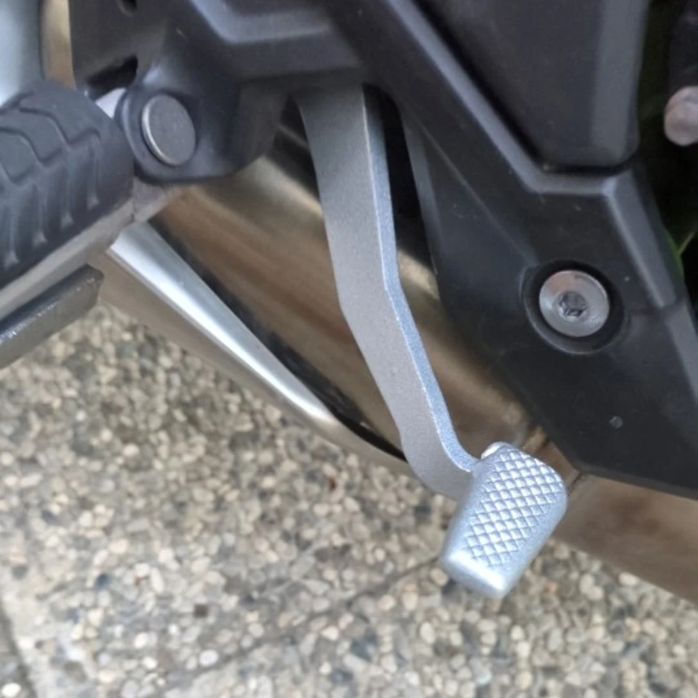 Z650 Rear Brake Lever Pedal Foot Pegs Footpegs For Kawasaki Ninja 650 EX650 ER650 2017-2024 2025 Z 650 Accessories Moto Part New