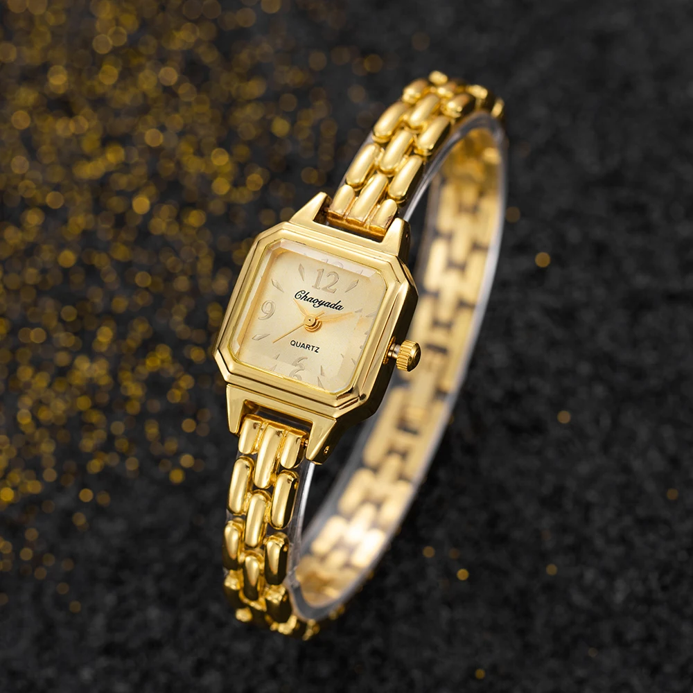 Orologi da donna quadrati piccoli alla moda Orologio al quarzo dorato di marca di lusso Donna Orologi da polso da donna semplici ed eleganti Orologio Reloj Mujer