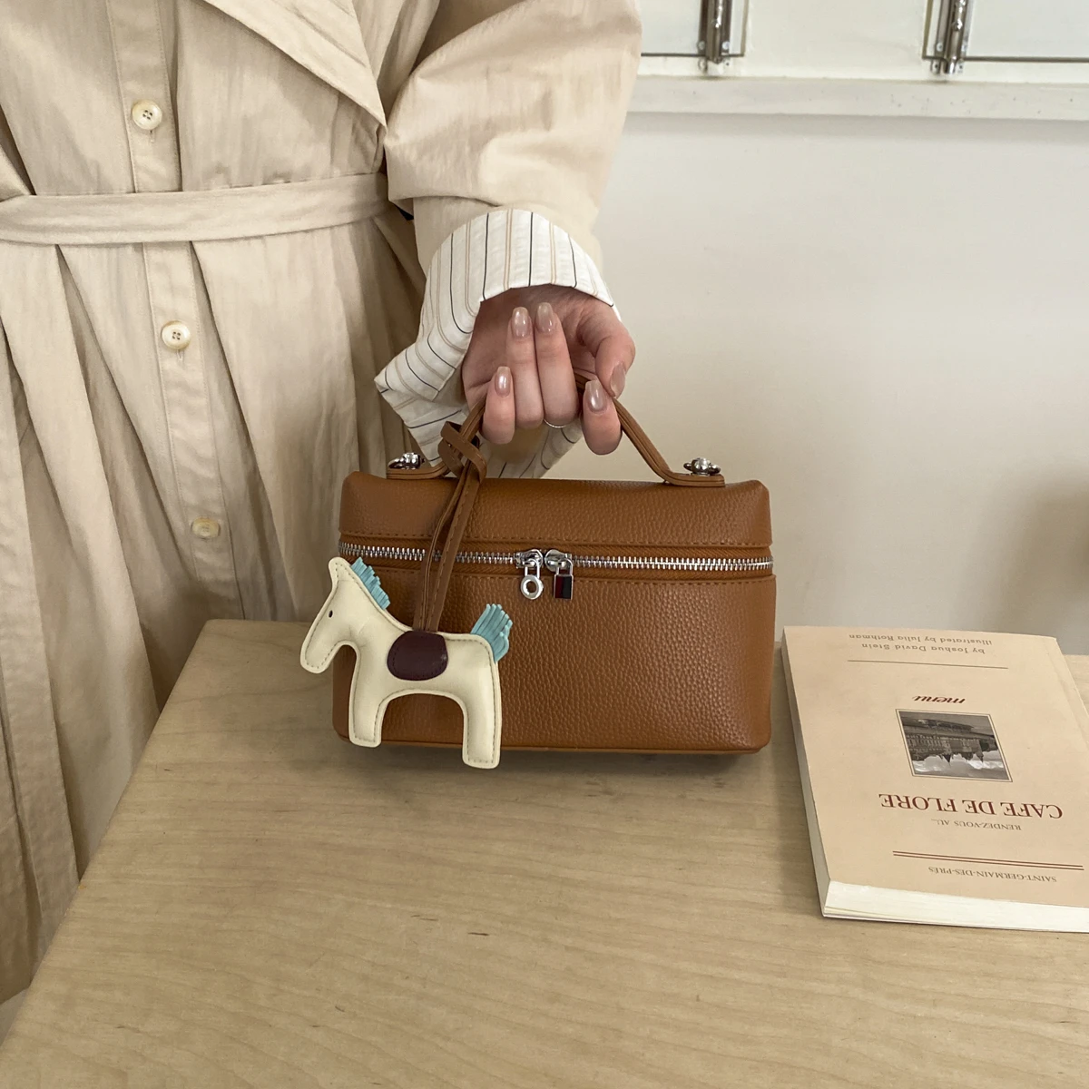 여성용 고급스러운 질감의 인조 가죽 박스형 핸드백, 상 - Women Bags On Sale 리뷰 및 가격
