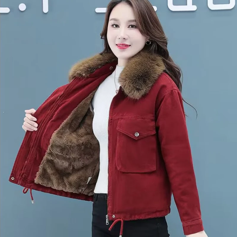 

2023 New Women Imitation Fur Big Fur Collar Coat Ladies Winter Short Parka Thicked Warm Fashion Casual Cotton-Padded Clothes