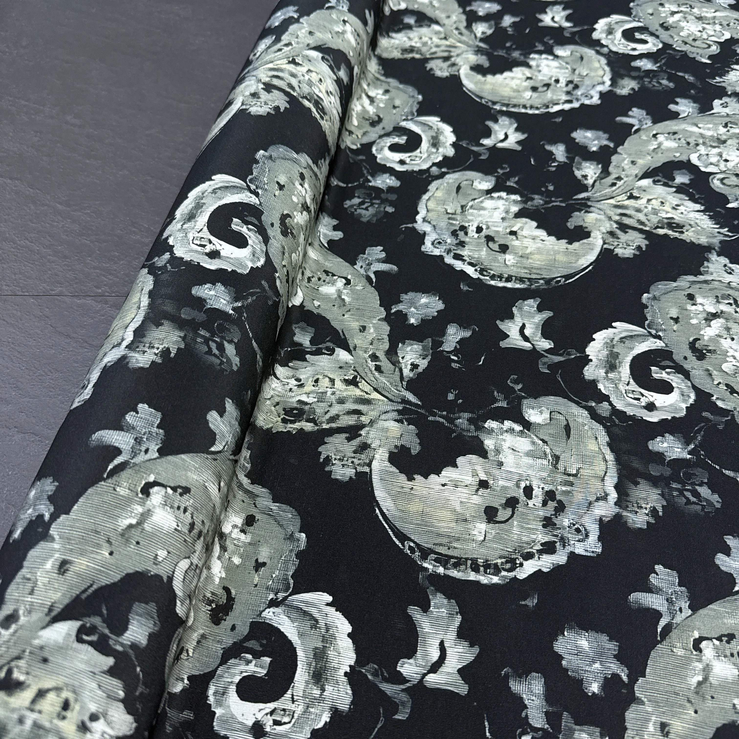 Tela de crepé de seda negra el - Silk Blouse reseña y precio